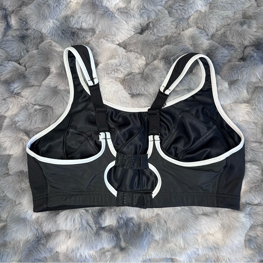 Shock Absorber Sports Bra 38F / 38DDD - Picture 2 of 6